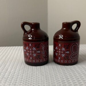 Japan Vintage Brown Ceramic Pottery Jugs Salt & Pepper shakers with Red Paisley